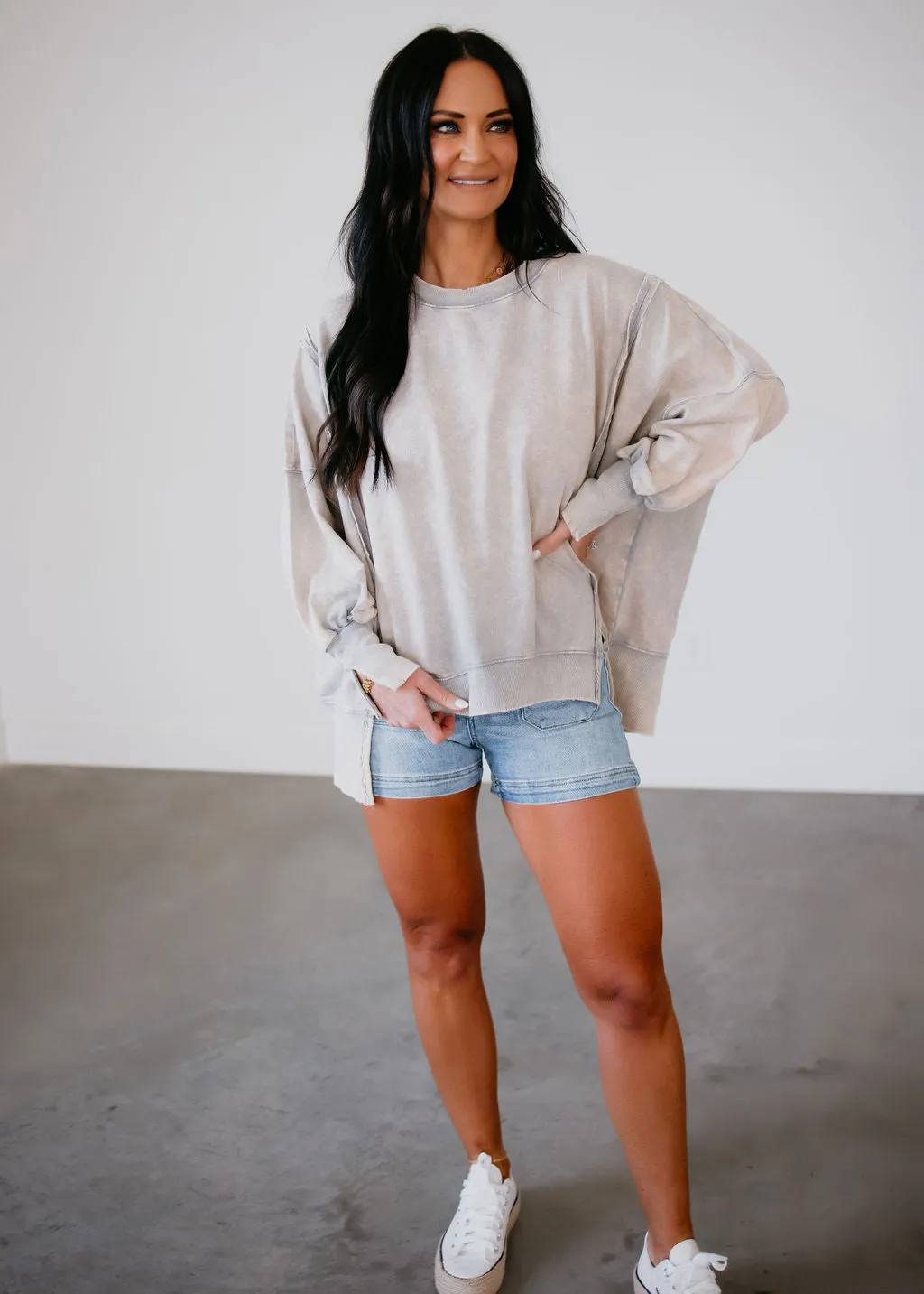 Arie Acid Wash Pullover