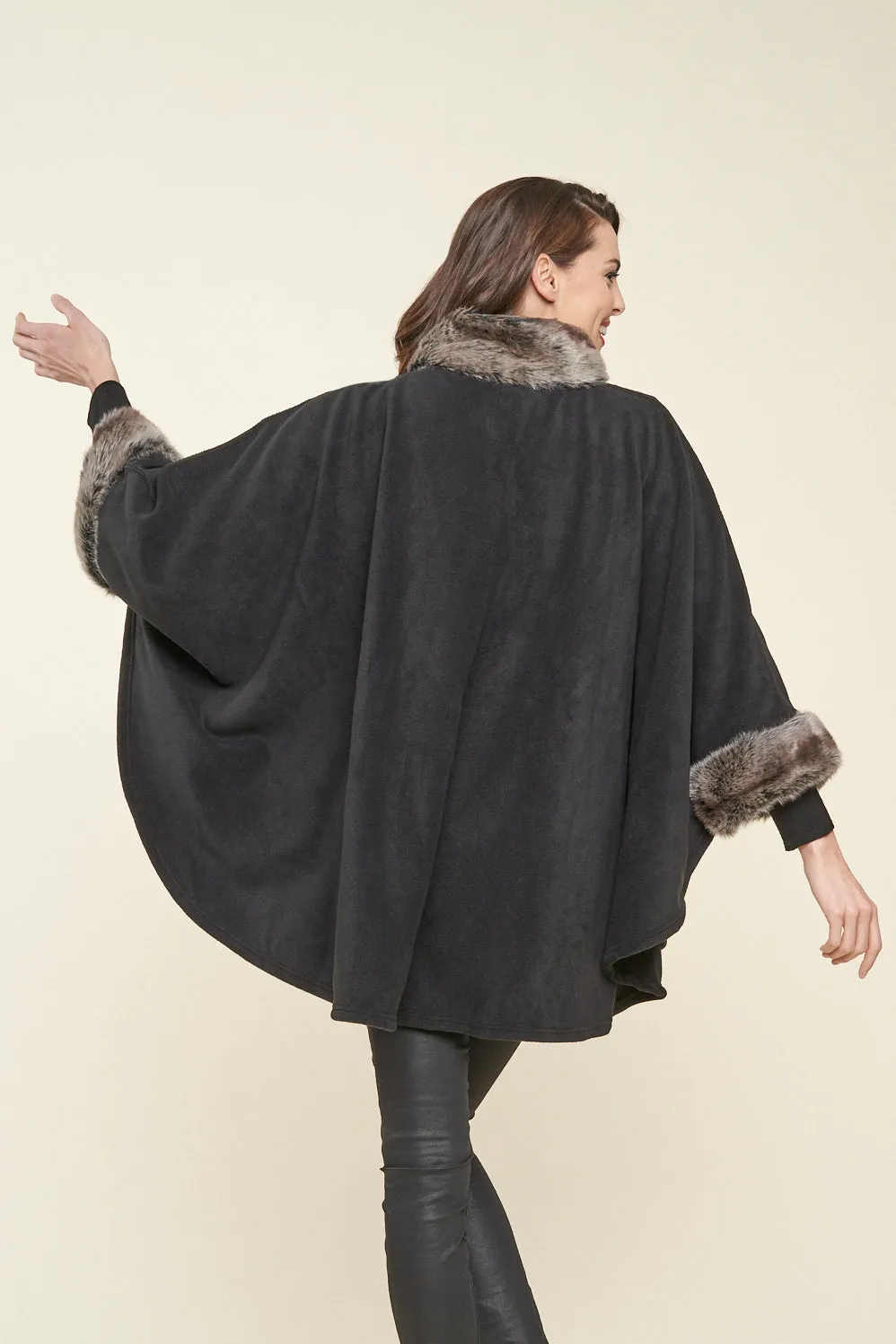 Desmona Faux Fur Trim Fleece Cape