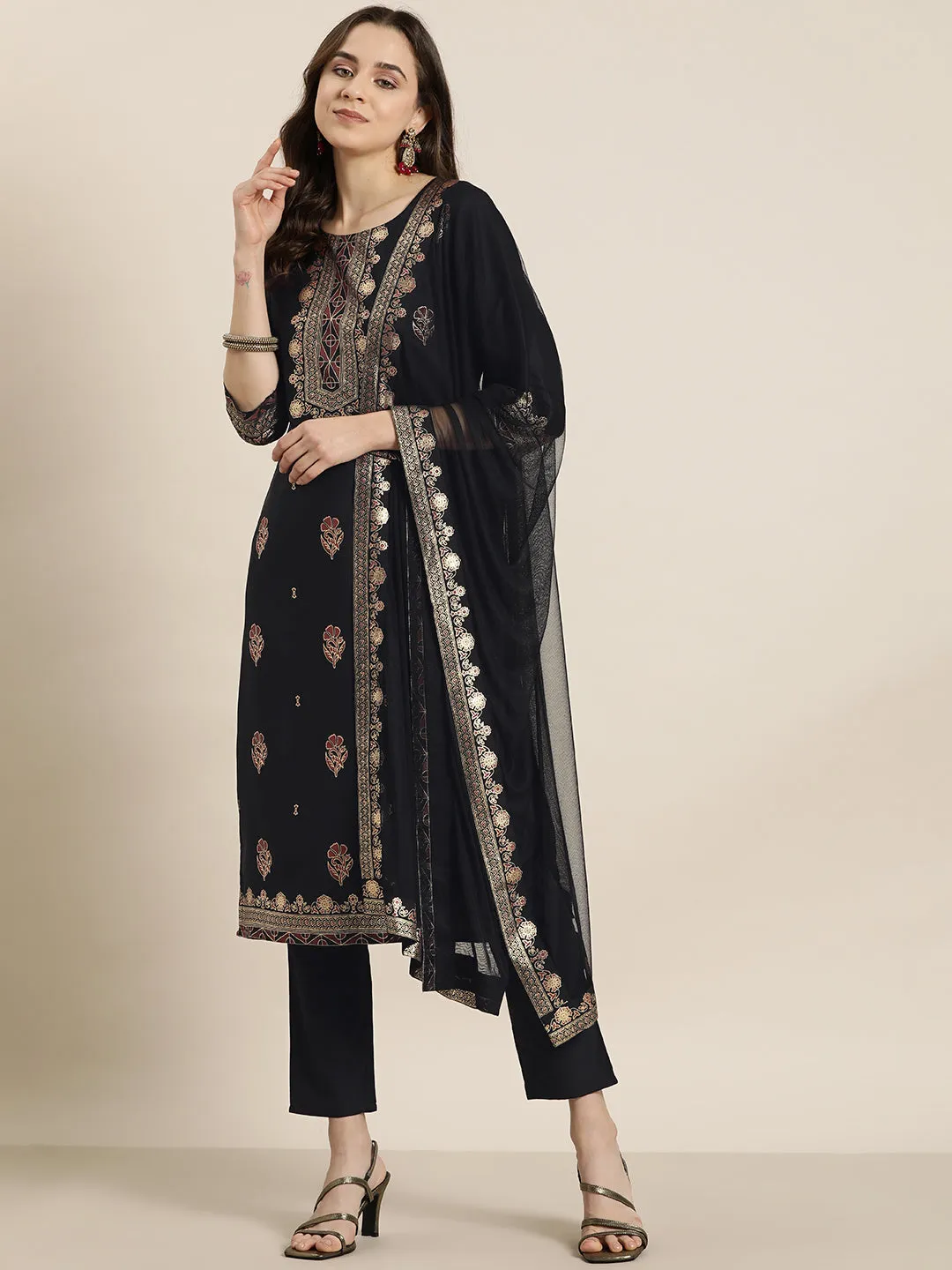 Ethnic Motifs Printed Staight Kurta with Trousers & Dupatta