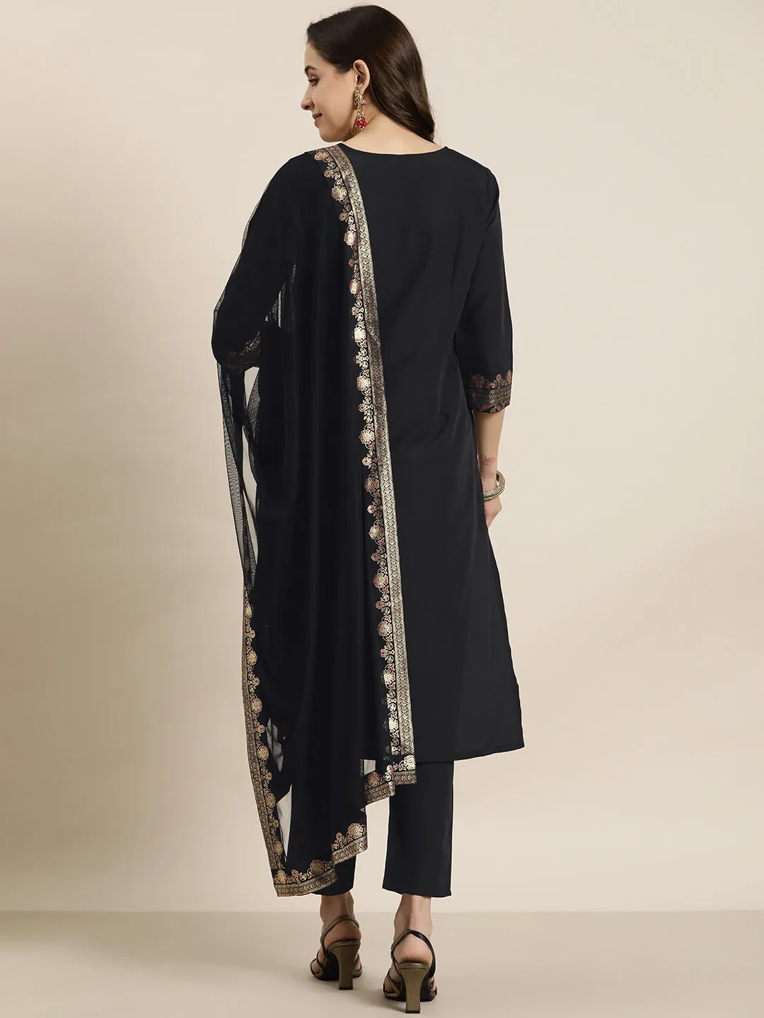 Ethnic Motifs Printed Staight Kurta with Trousers & Dupatta