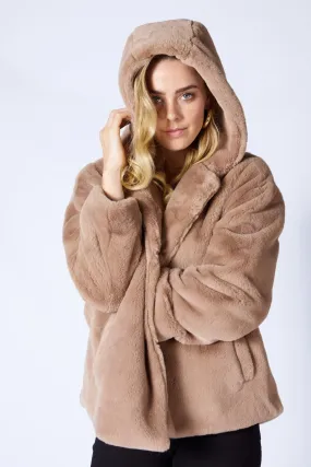 Fate   Becker Ellis Faux Fur Coat in Light Mocha