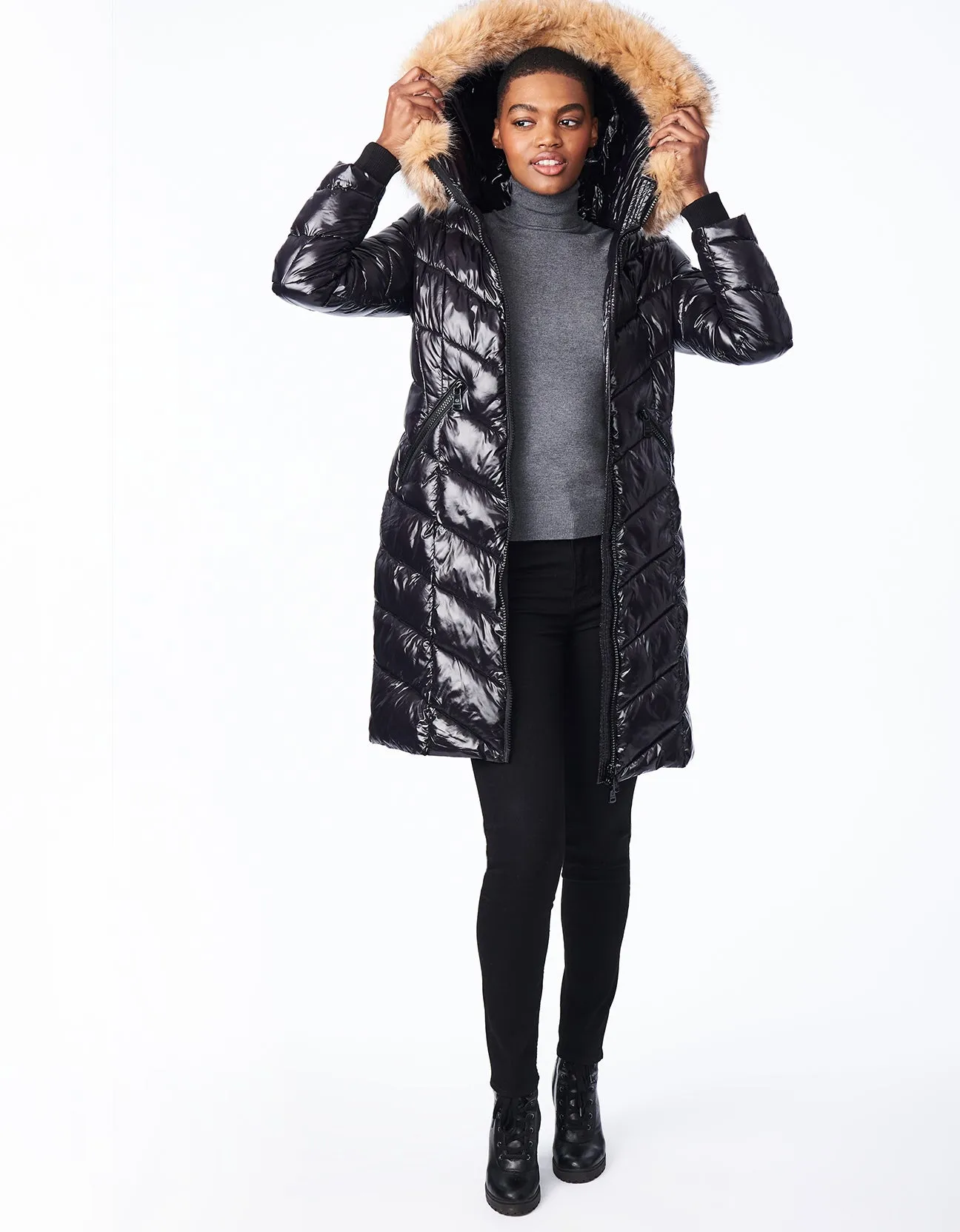 HERRINGBONE GLOSSY PUFFER COAT