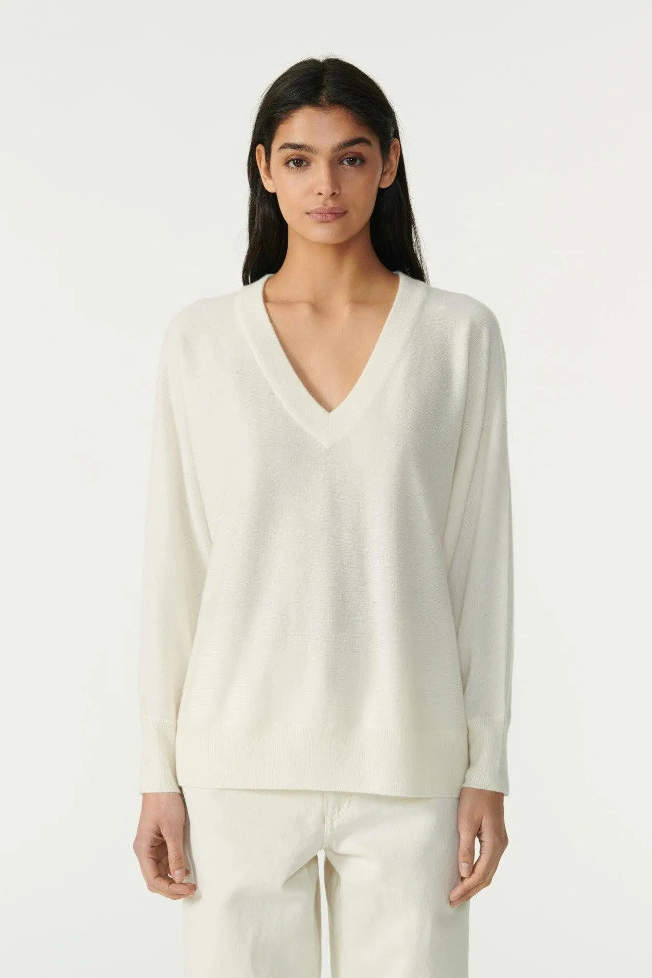 Kujten Cashmere - Line Oversized V