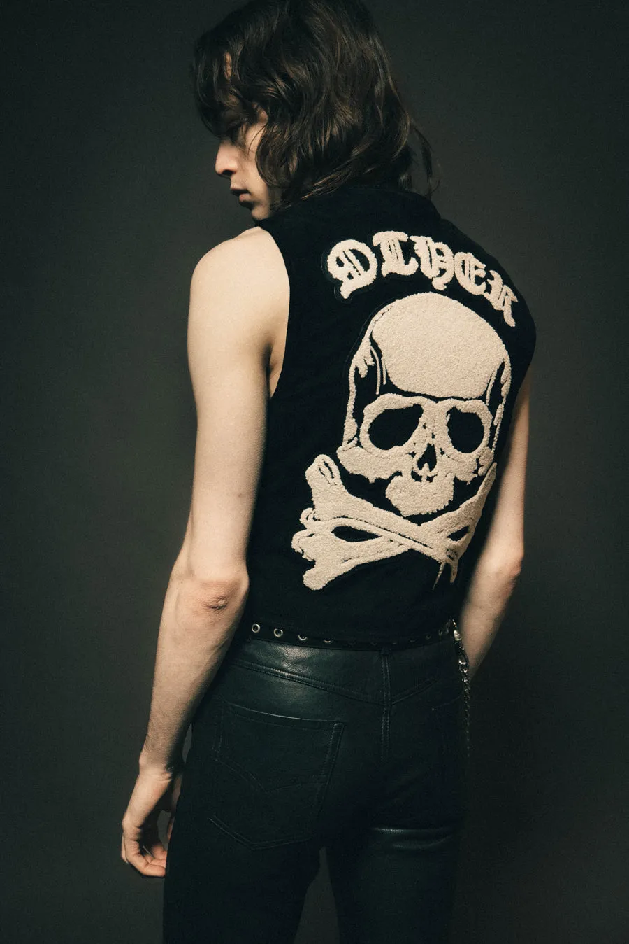 The Skull & Crossbones Patch Suede Cut